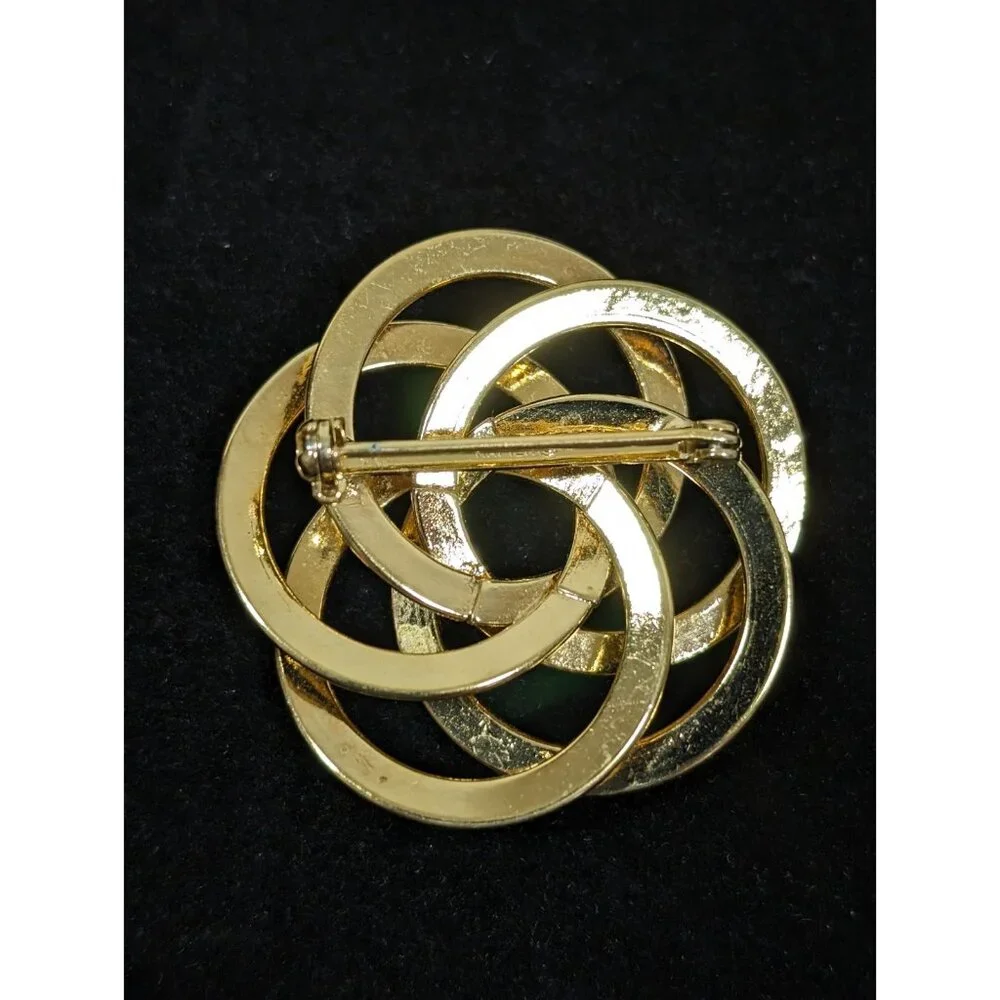 Vintage Napier Gold Tone Open Metal Work Knot Round‎ Pin Brooch